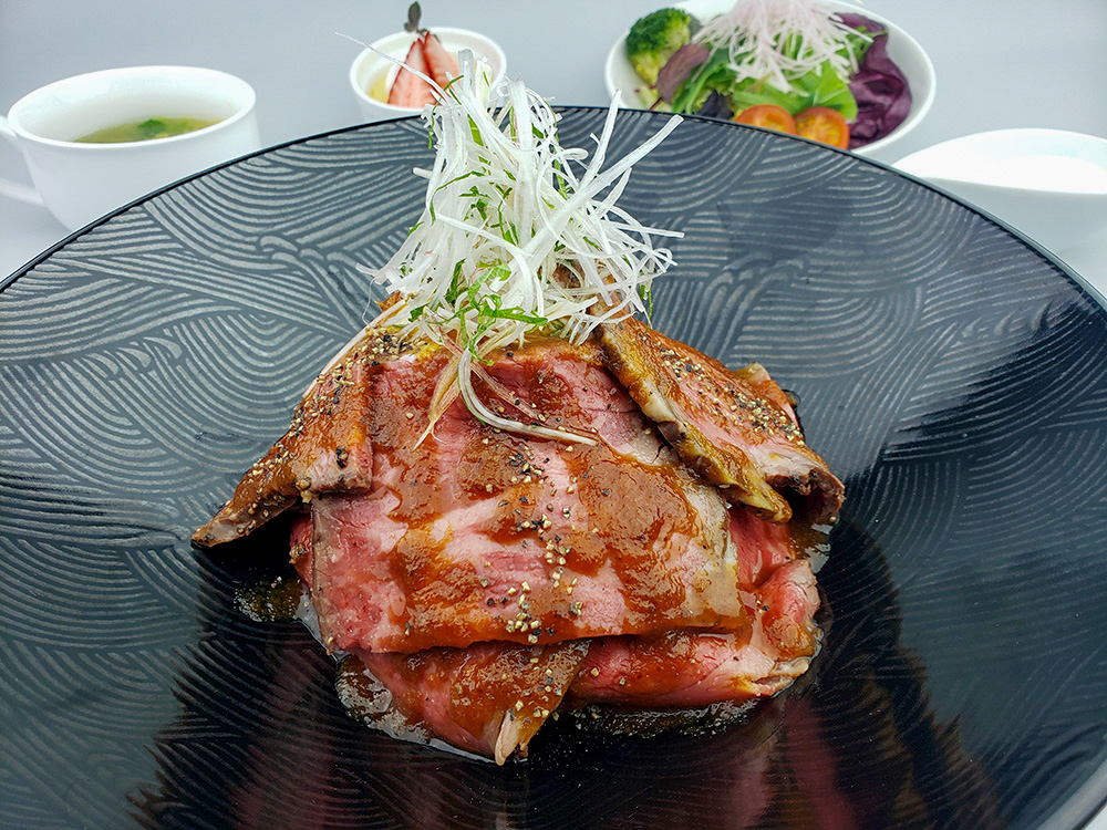赤城牛のサーロインローストビーフ丼